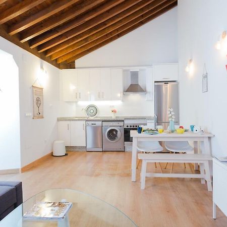Apartament Hola Malaga Centro Zewnętrze zdjęcie