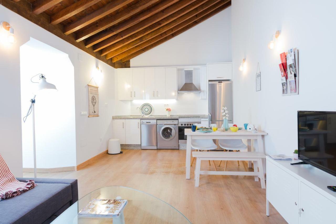 Apartament Hola Malaga Centro Zewnętrze zdjęcie